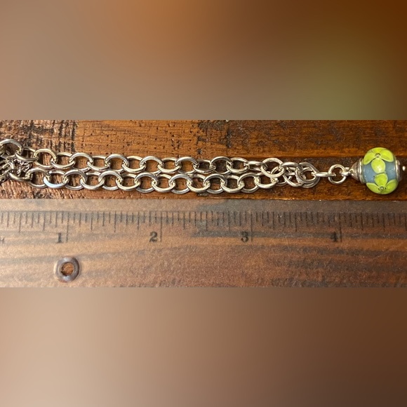 SOLDJames Avery bracelet with retired glass flower finial - Picture 8 of 8